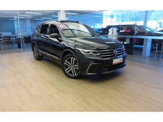 VOLKSWAGEN TIGUAN 2.0 300 TSI GASOLINA ALLSPACE R-LINE AUTOMÁTICO